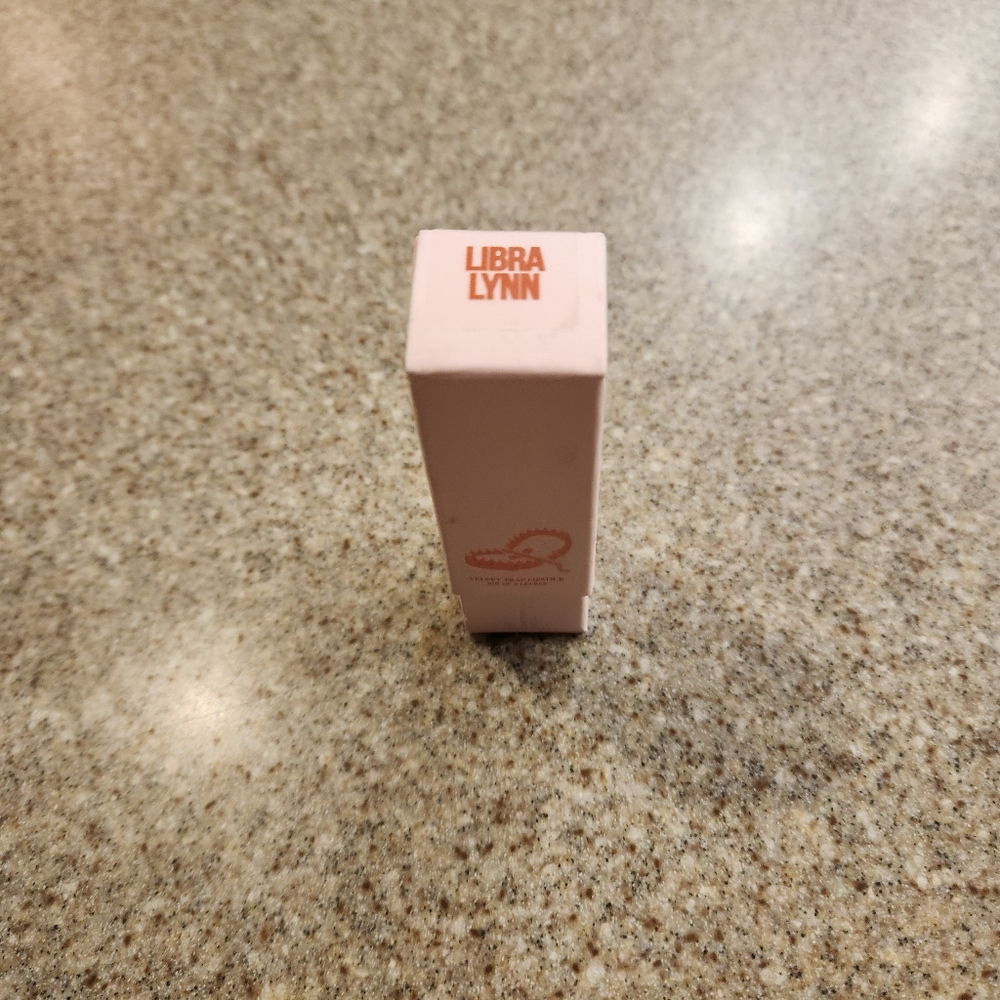 Jeffrey Star Libra Lynn Velvet Trap Lipstick ~ Terracotta Rose - Picture 4 of 8